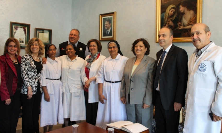 Ansøger Pas på Advent Caritas Jordan, Italian Hospital Amman (Dominican Sisters of Presentation)  sign agreement with Ministry of Social Development